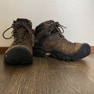 Keen hiking boots